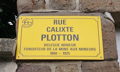 Une image contenant texte, plein air, bâtiment, signe

Le contenu généré par l’IA peut être incorrect.