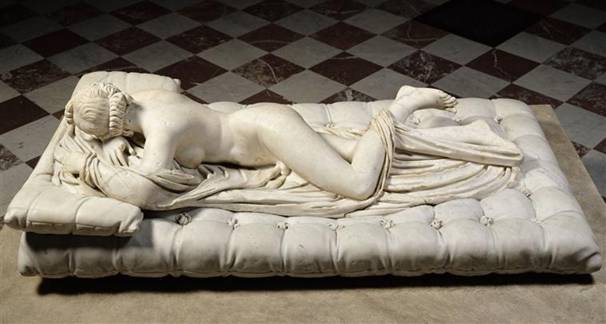 2 - MusÇe du Louvre.jpg